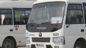 Transporte especializado alivia dificultades de movilidad del personal sanitario en Cuba